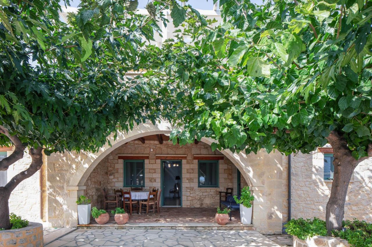 Villa Pinelopi Asprouliánoi Екстериор снимка