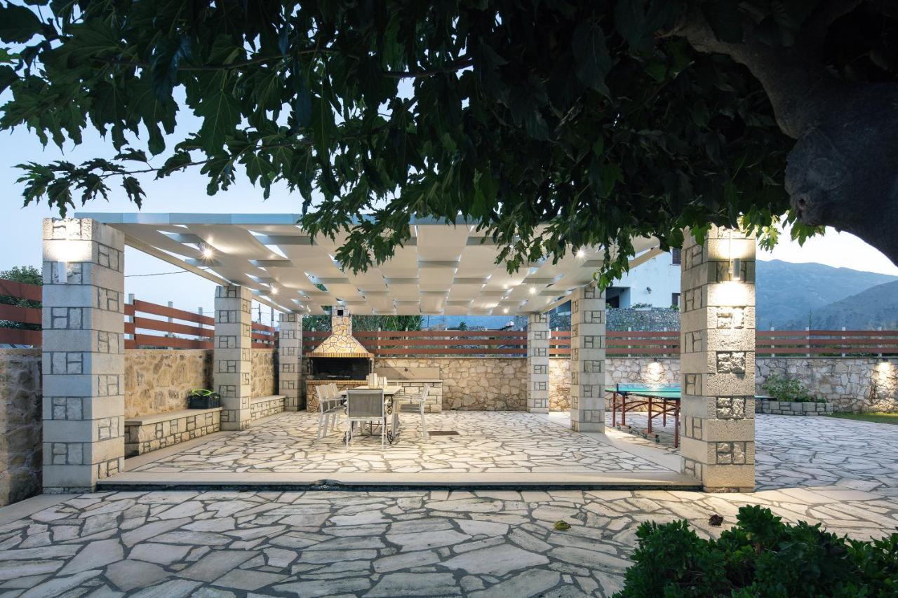 Villa Pinelopi Asprouliánoi Екстериор снимка
