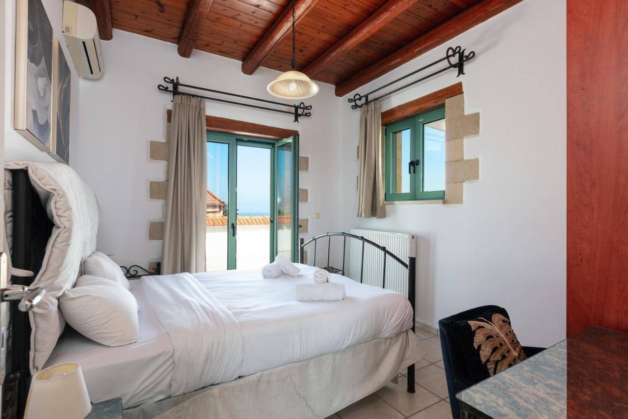 Villa Pinelopi Asprouliánoi Екстериор снимка