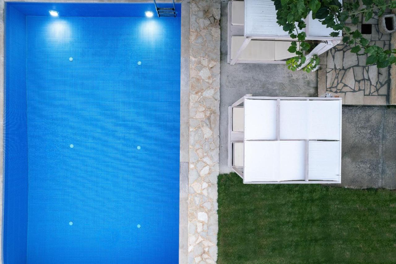 Villa Pinelopi Asprouliánoi Екстериор снимка
