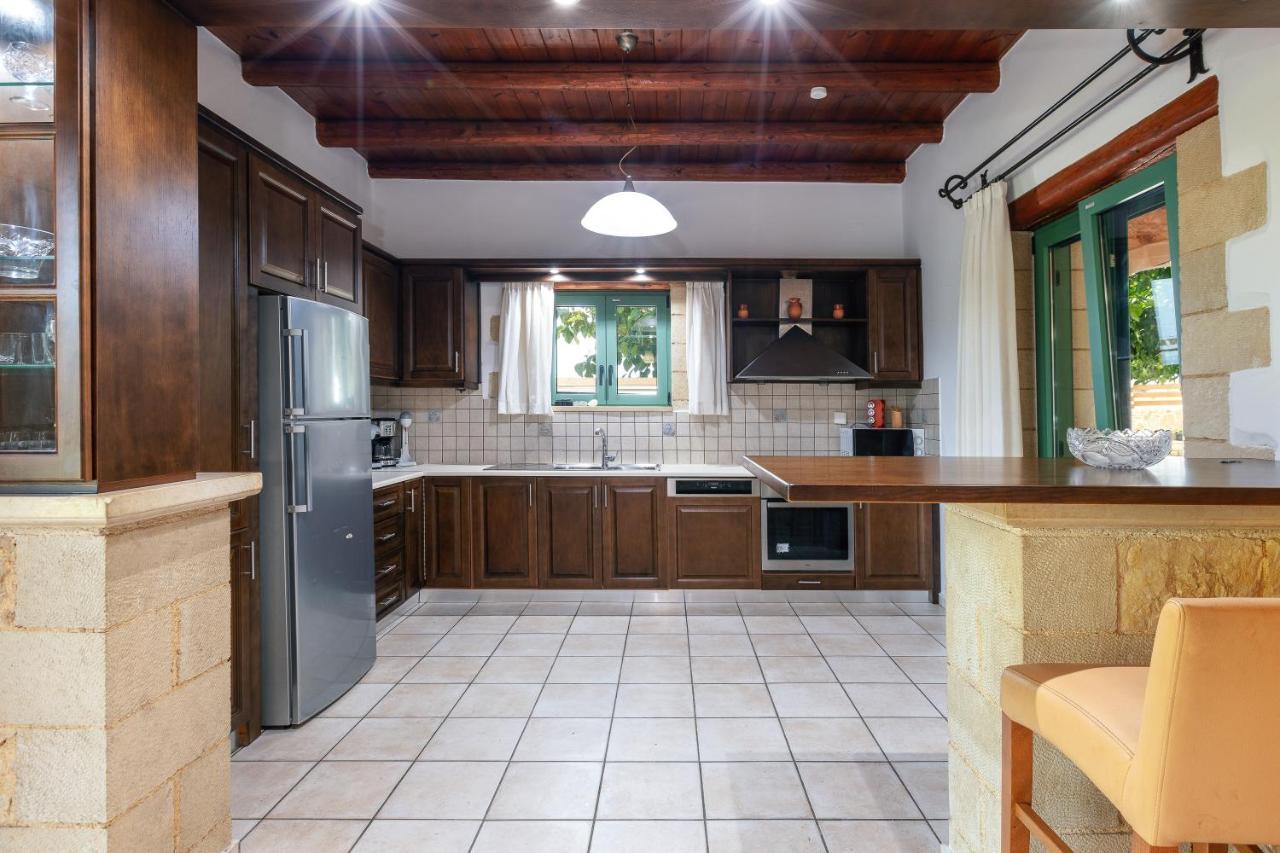Villa Pinelopi Asprouliánoi Екстериор снимка